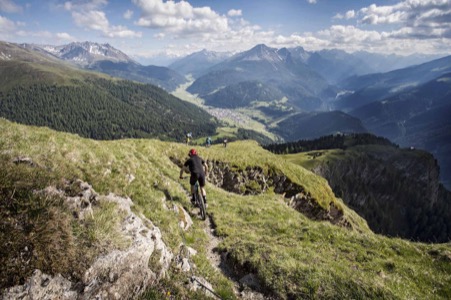 Reschenpass Nauders Mountainbike 3-Länder Enduro Trails